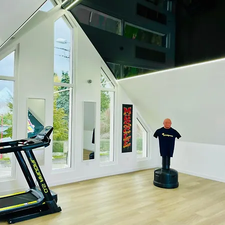 Apartament Cosy Ambiance Santa Monica Dans Avec Piscine 4 Pers 2